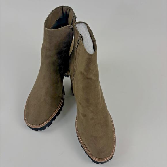 CUSHIONAIRE Women's Ringo platform heel boot Memory Foam Size 11M - Picture 14 of 15